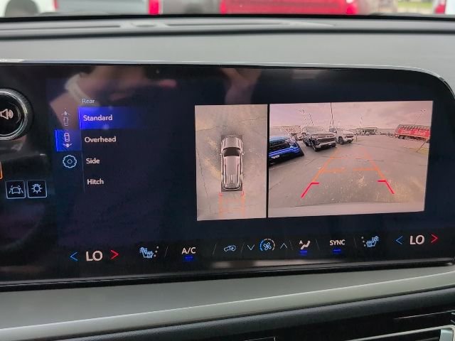 New 2026 Chevrolet Traverse LT w/ Midnight/Sport Edition image 23