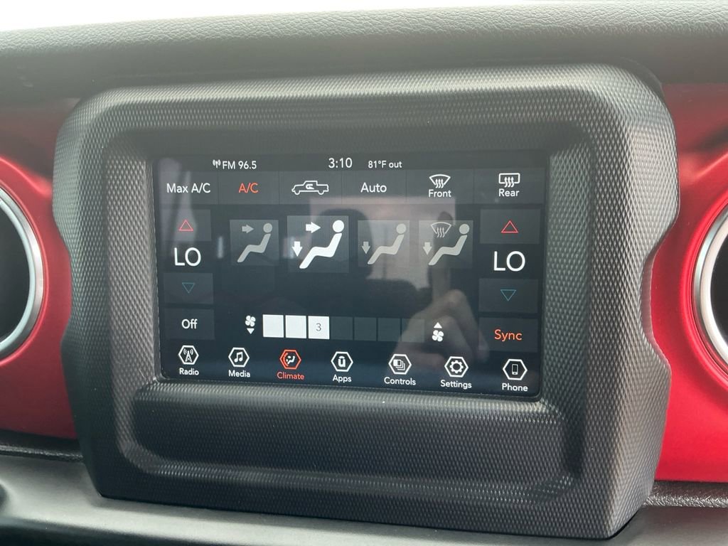 Used 2021 Jeep Gladiator Rubicon image 16