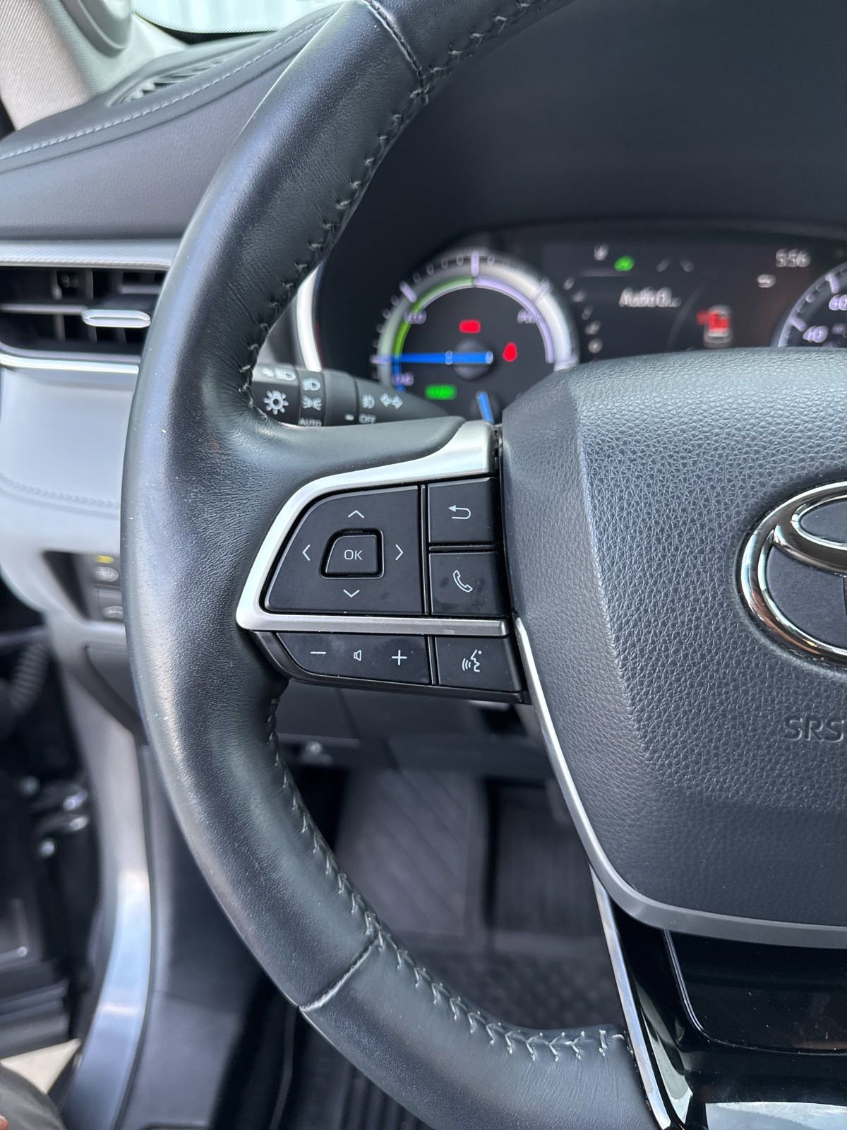 Used 2022 Toyota Highlander Platinum AWD/4WD image 21