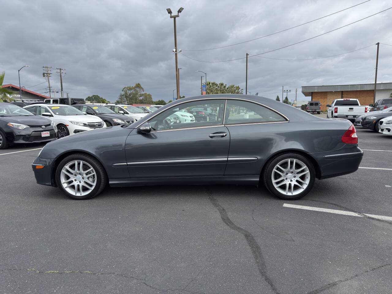 Used 2008 Mercedes-Benz CLK 350 Coupe image 6