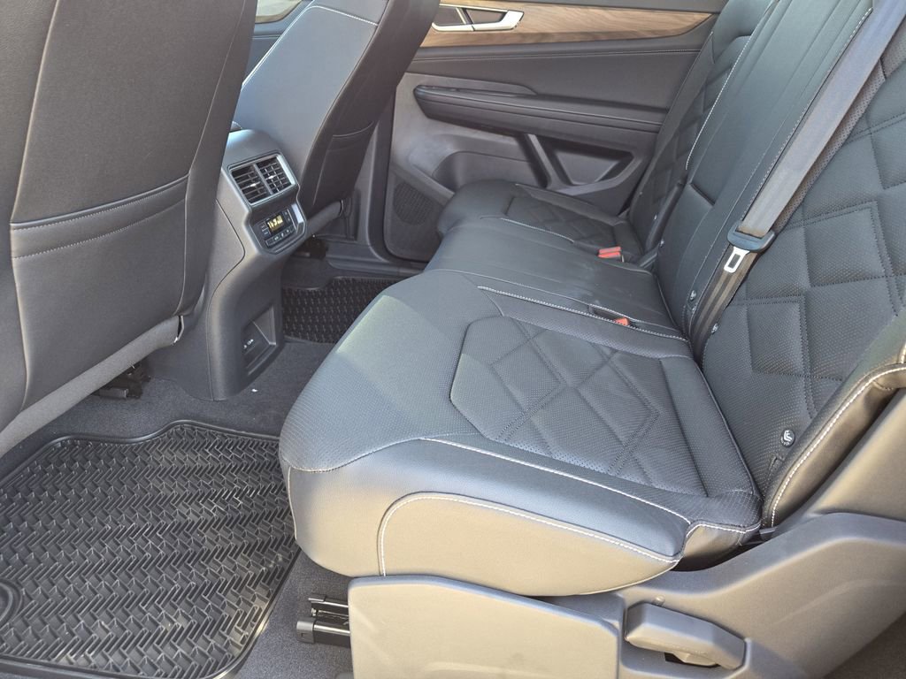 New 2026 Volkswagen Atlas SE image 21