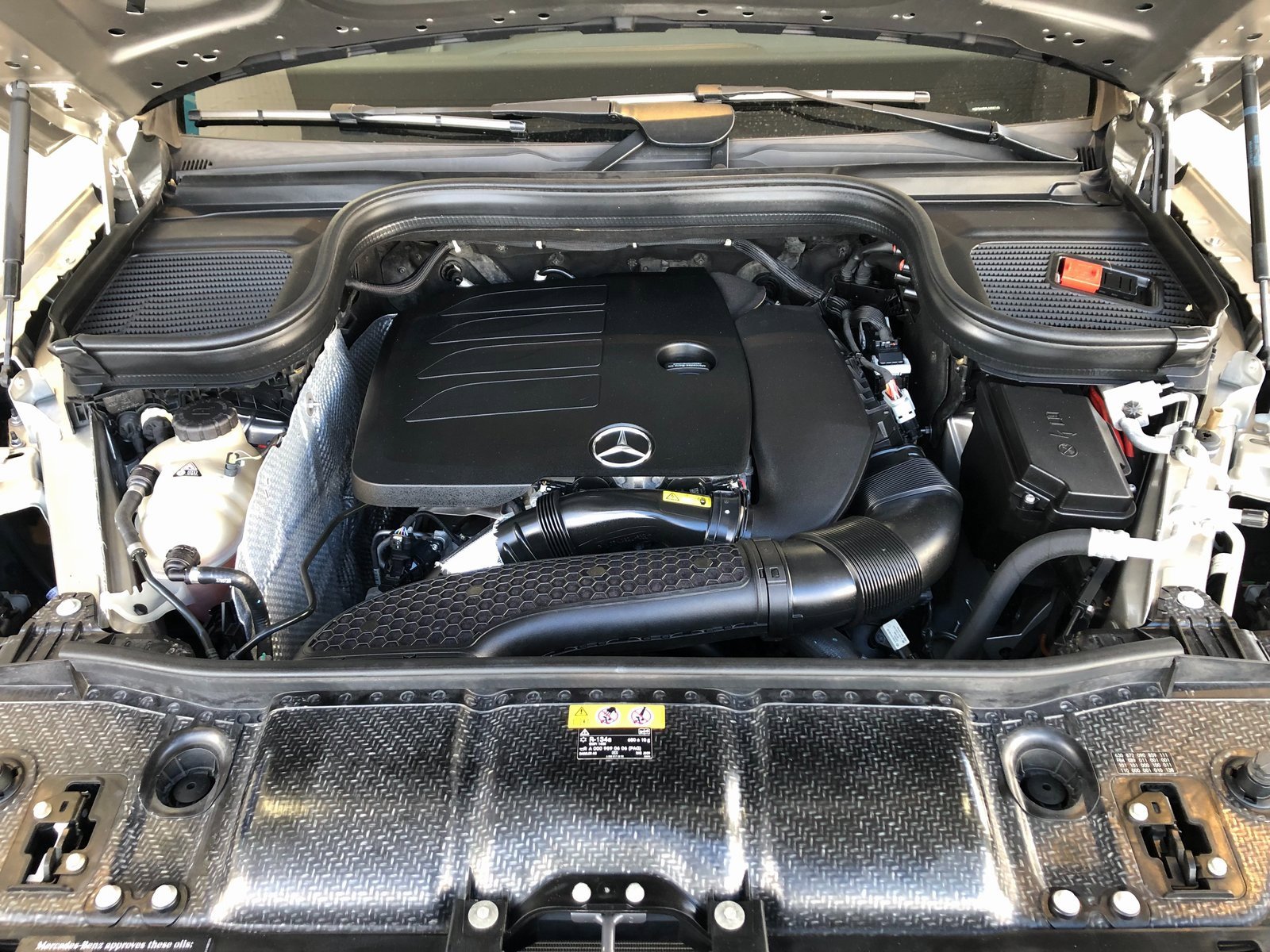 Used 2020 Mercedes-Benz GLE 350 4MATIC image 3