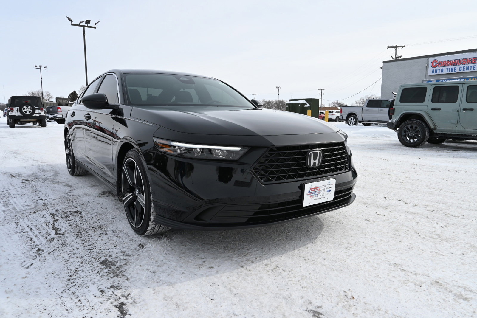 Used 2024 Honda Accord Sport image 2