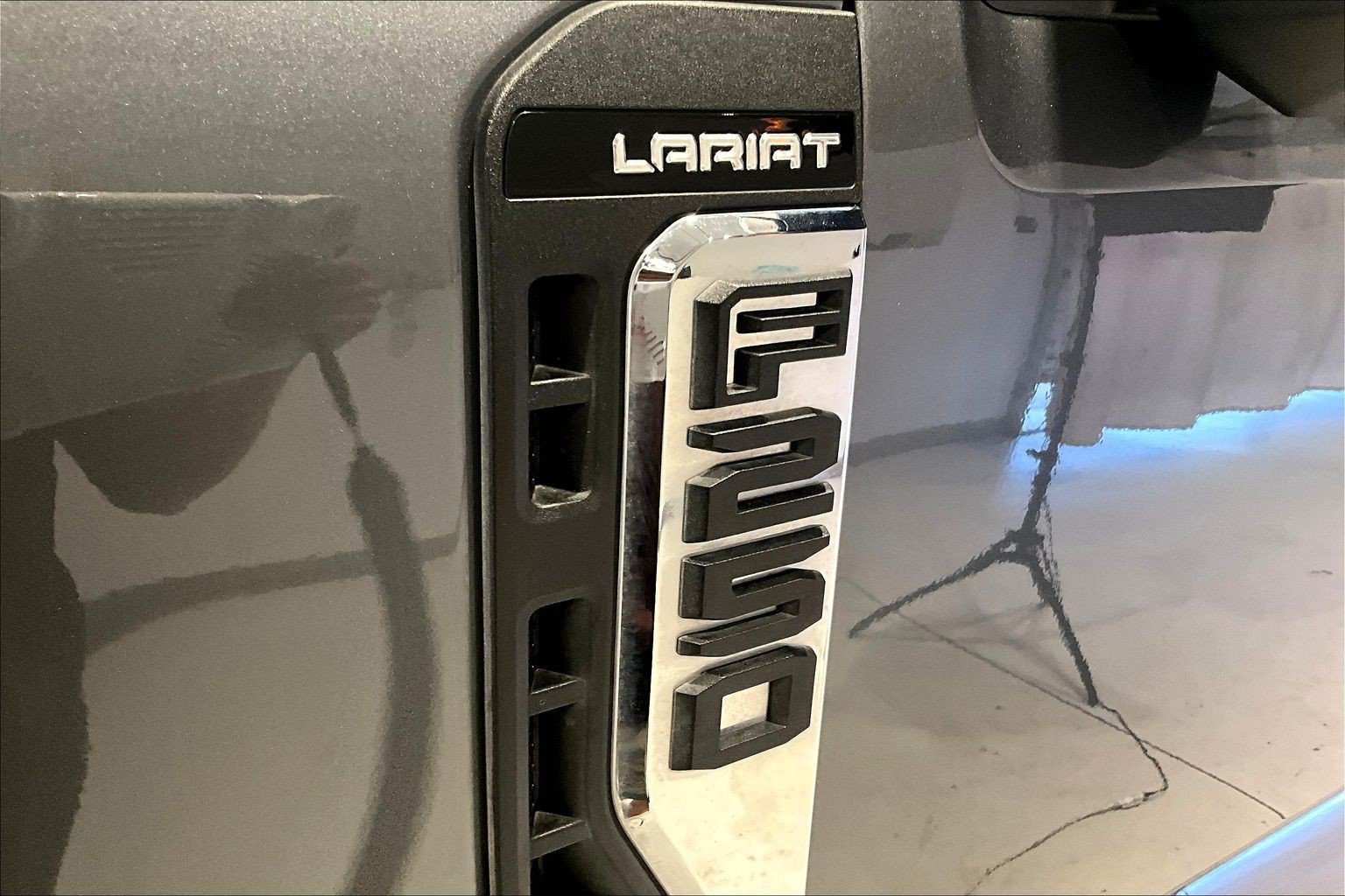 Used 2026 Ford F250 Lariat AWD/4WD image 25
