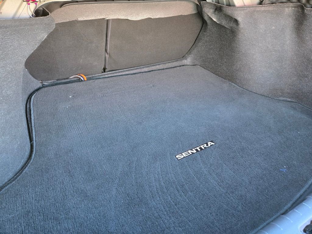 Used 2020 Nissan Sentra SV FWD image 17