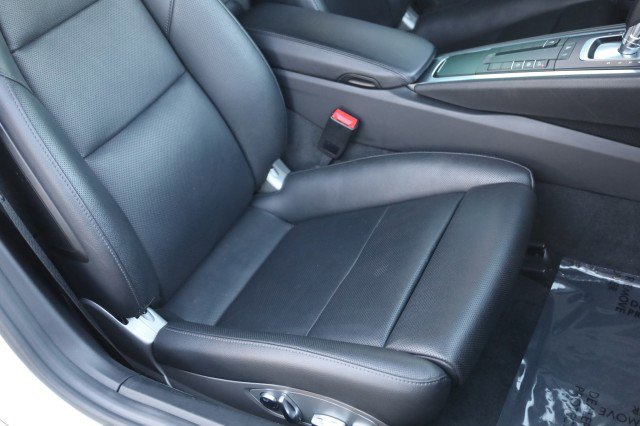 Used 2019 Porsche 718 Cayman RWD image 47