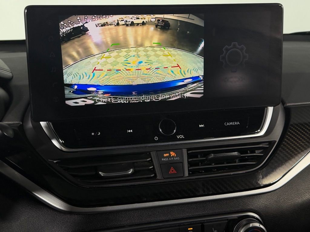 Used 2024 Nissan Altima 2.5 SR w/ SR Premium Package image 19