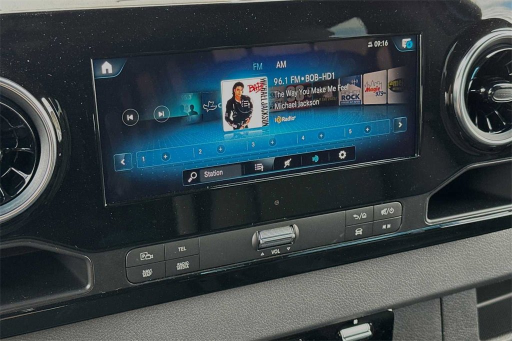 Used 2024 Mercedes-Benz Sprinter 144 Cargo image 18