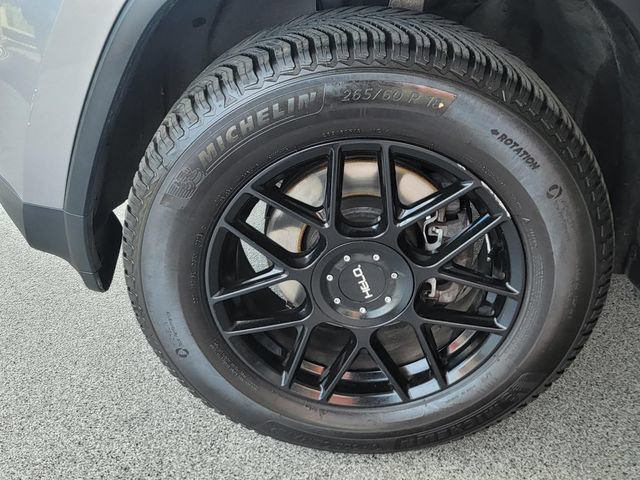 Used 2016 Jeep Grand Cherokee Limited AWD/4WD image 6