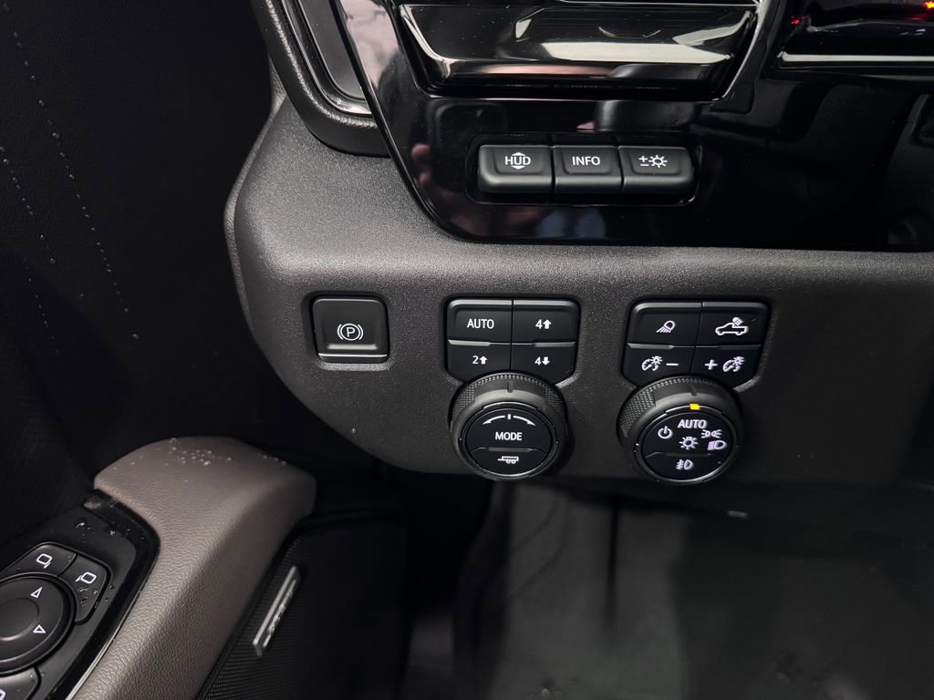 Certified 2023 Chevrolet Silverado 1500 ZR2 w/ Technology Package image 24