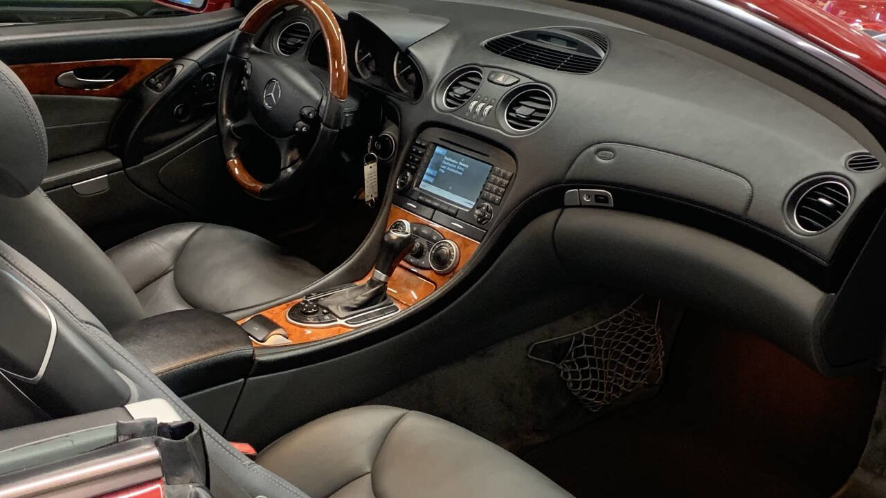 Used 2005 Mercedes-Benz SL 500 image 36