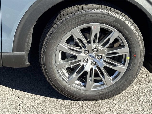 New 2026 Ford Explorer Active image 9