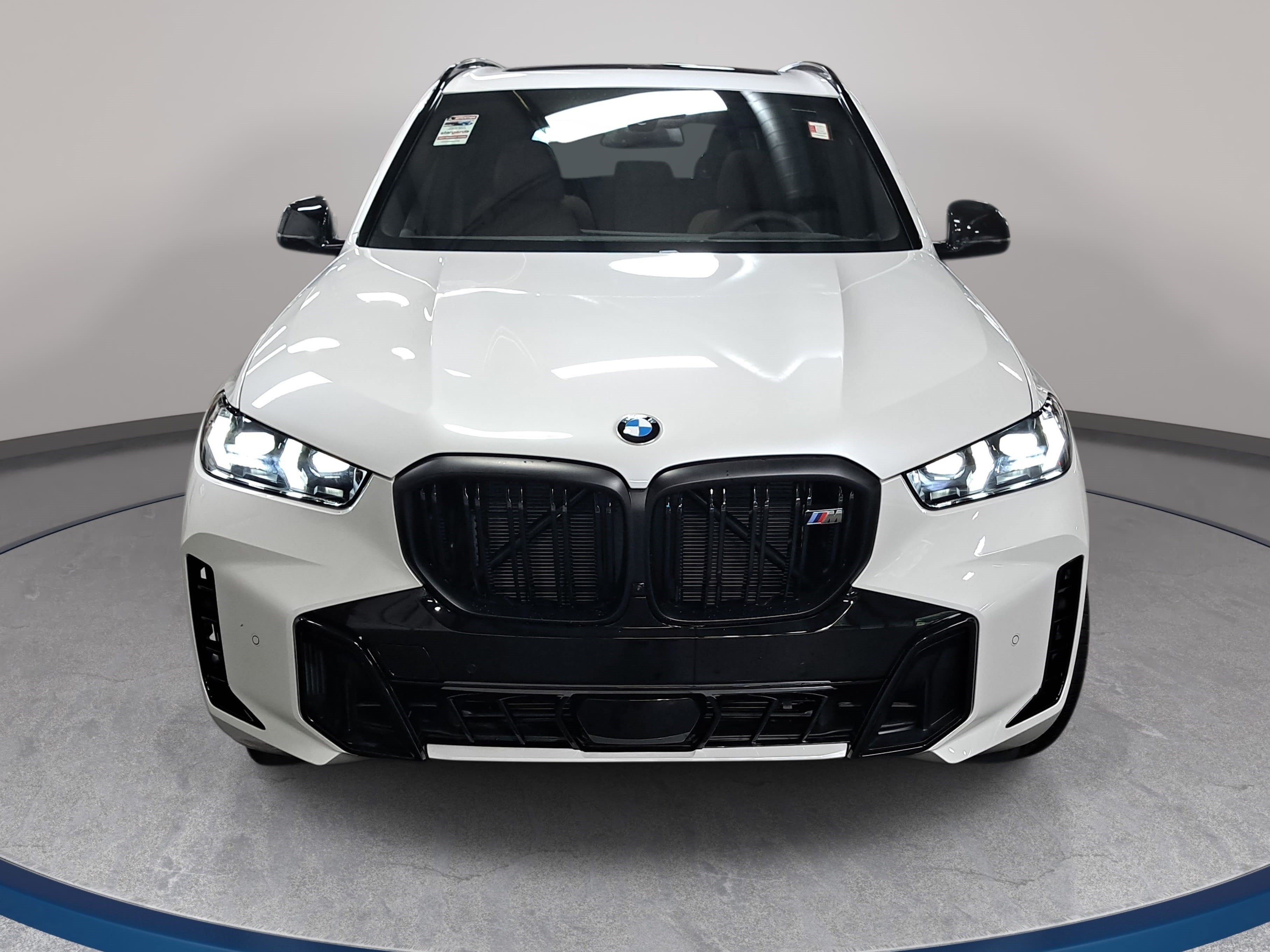 New 2026 BMW X5 M60i AWD/4WD image 2