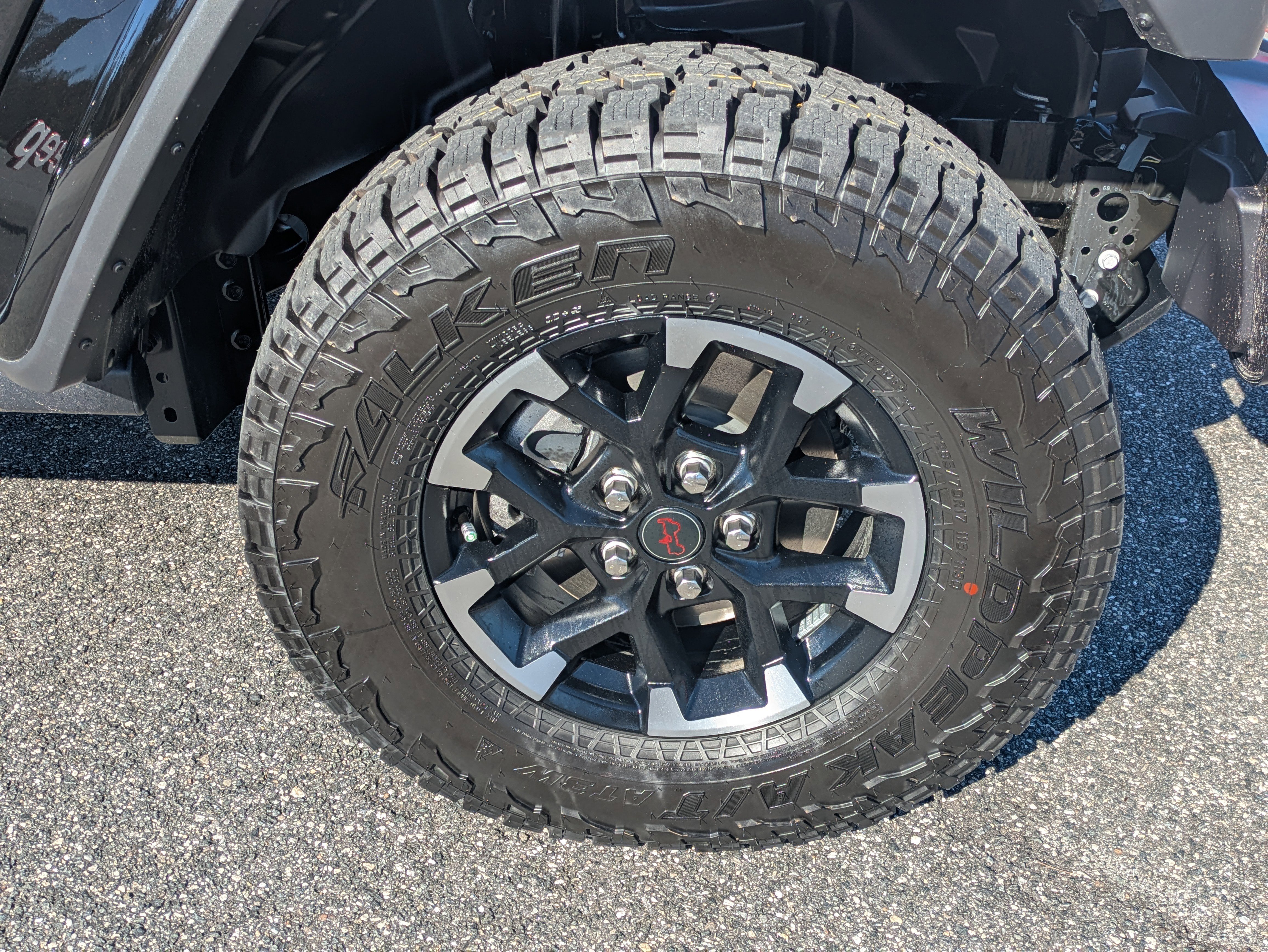 New 2026 Jeep Gladiator Rubicon w/ Safety Group AWD/4WD image 11