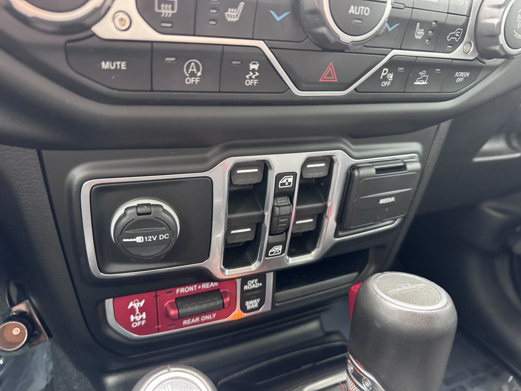 Used 2020 Jeep Gladiator Rubicon AWD/4WD image 15