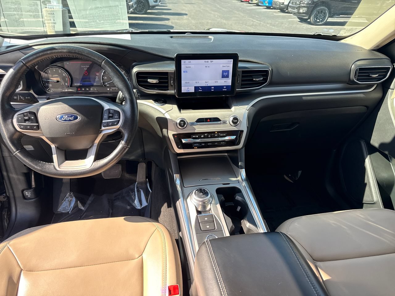 Used 2022 Ford Explorer XLT w/ Equipment Group 202A AWD/4WD image 14