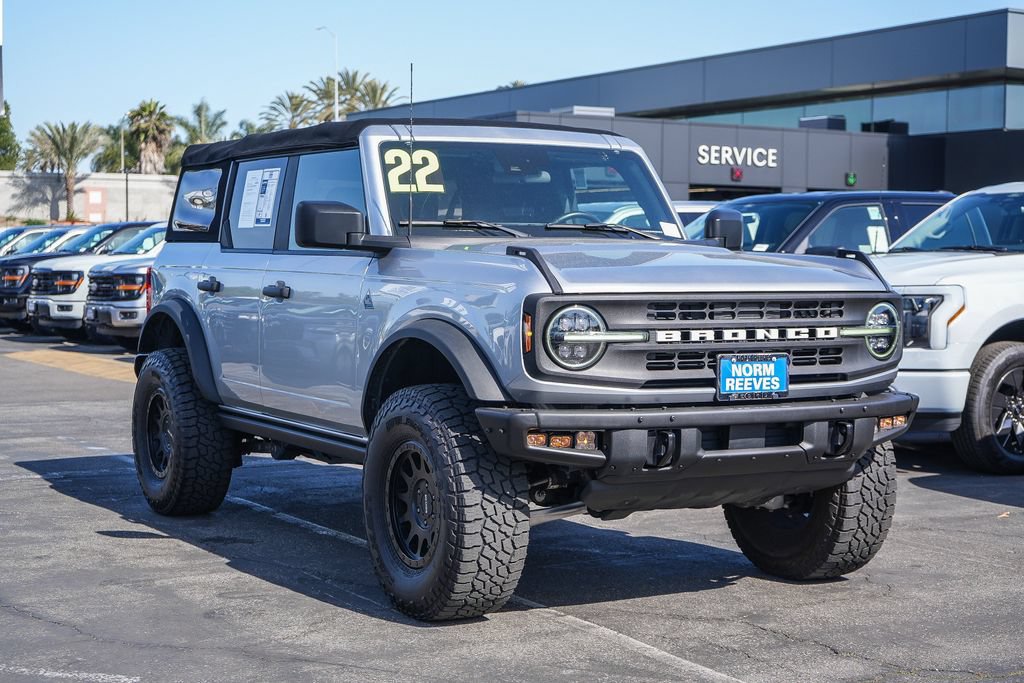 Used 2022 Ford Bronco Black Diamond AWD/4WD image 3