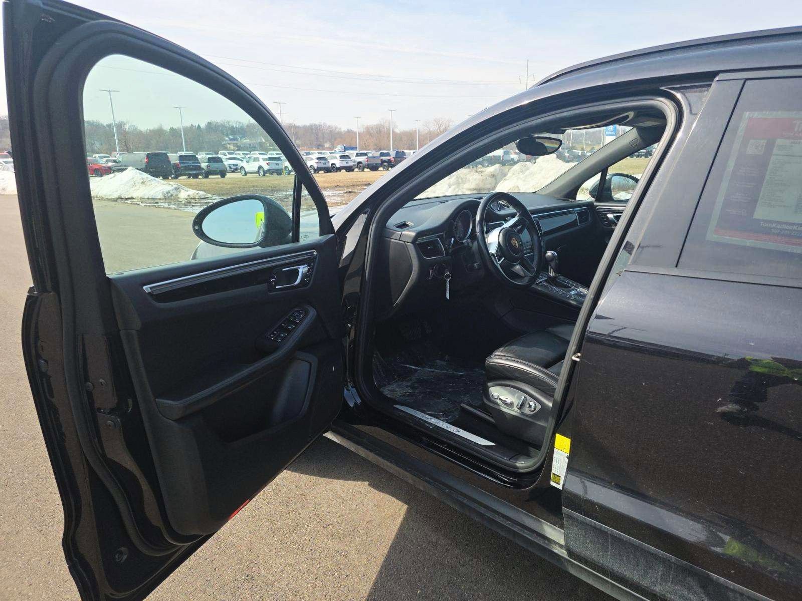 Used 2018 Porsche Macan S image 5