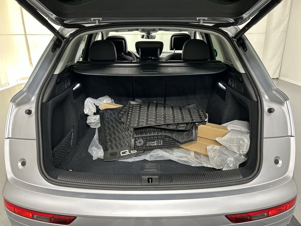 Used 2023 Audi Q5 2.0T Premium Plus w/ Premium Plus Package image 23