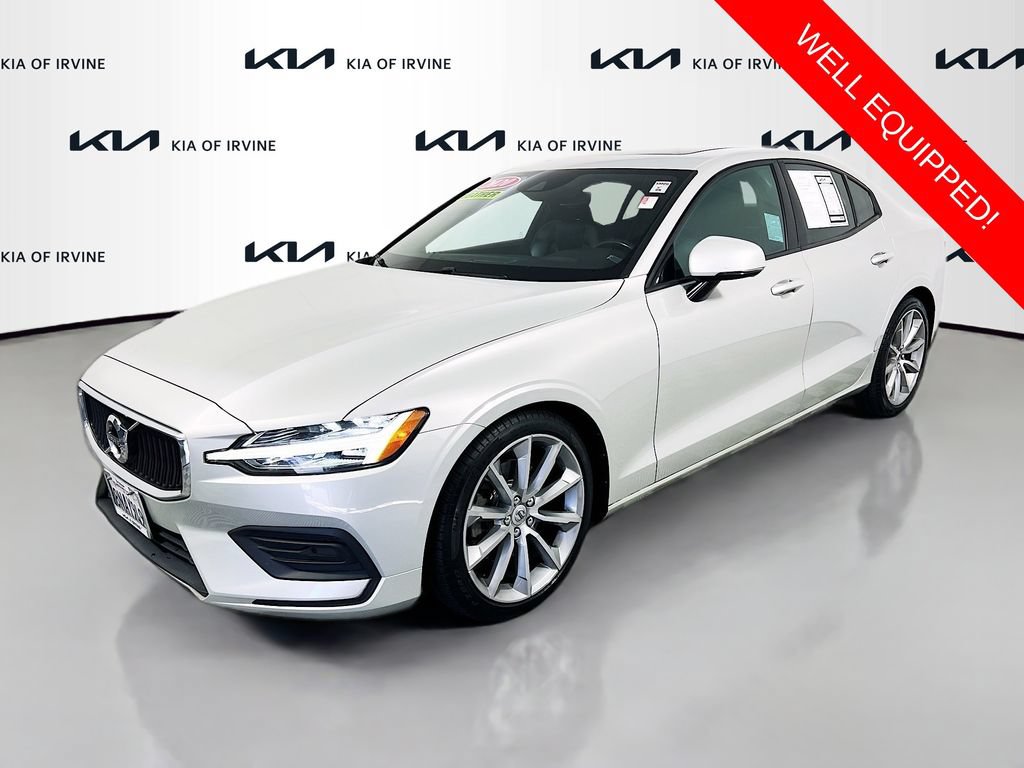Used 2020 Volvo S60 T5 Momentum FWD image 3