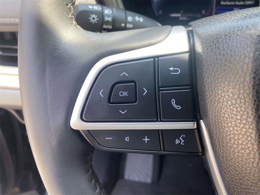 Used 2025 Toyota Grand Highlander FWD image 32