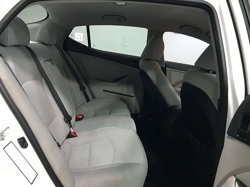 Used 2012 Kia Optima LX FWD image 17