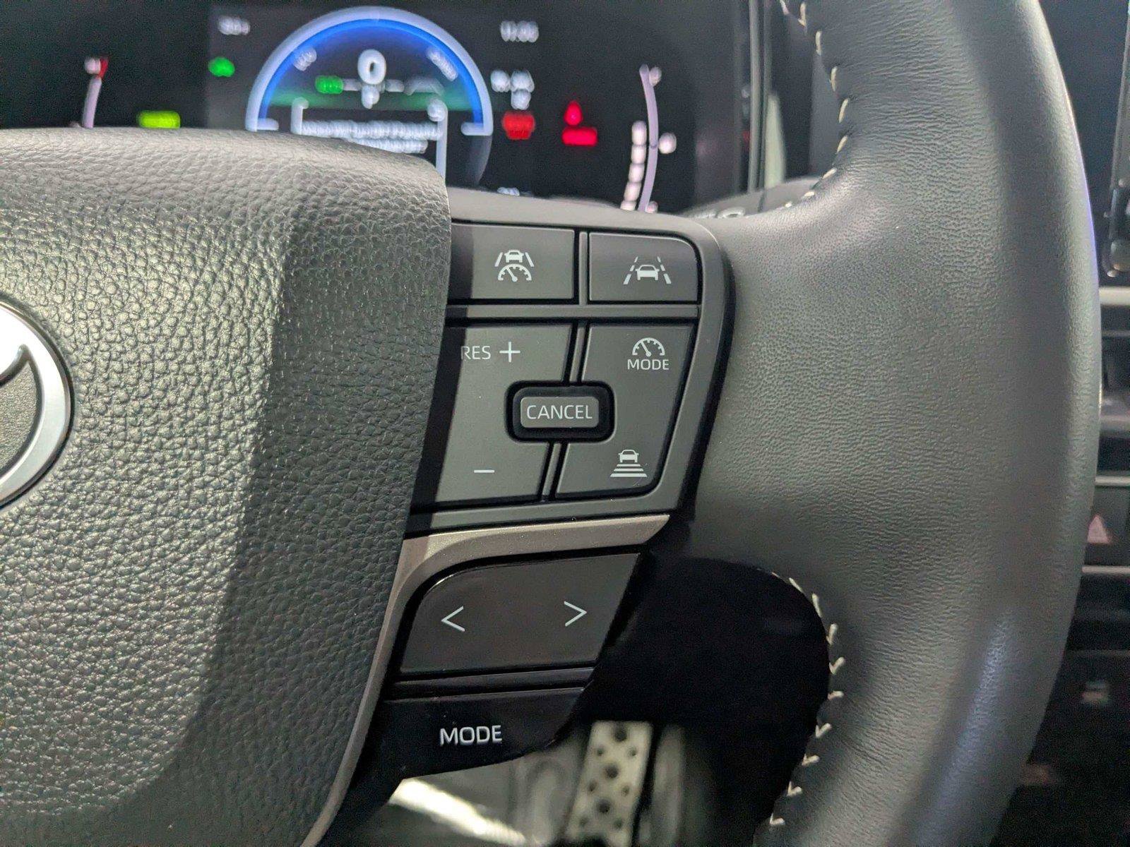 Certified 2025 Toyota Camry SE w/ Convenience Package FWD image 16
