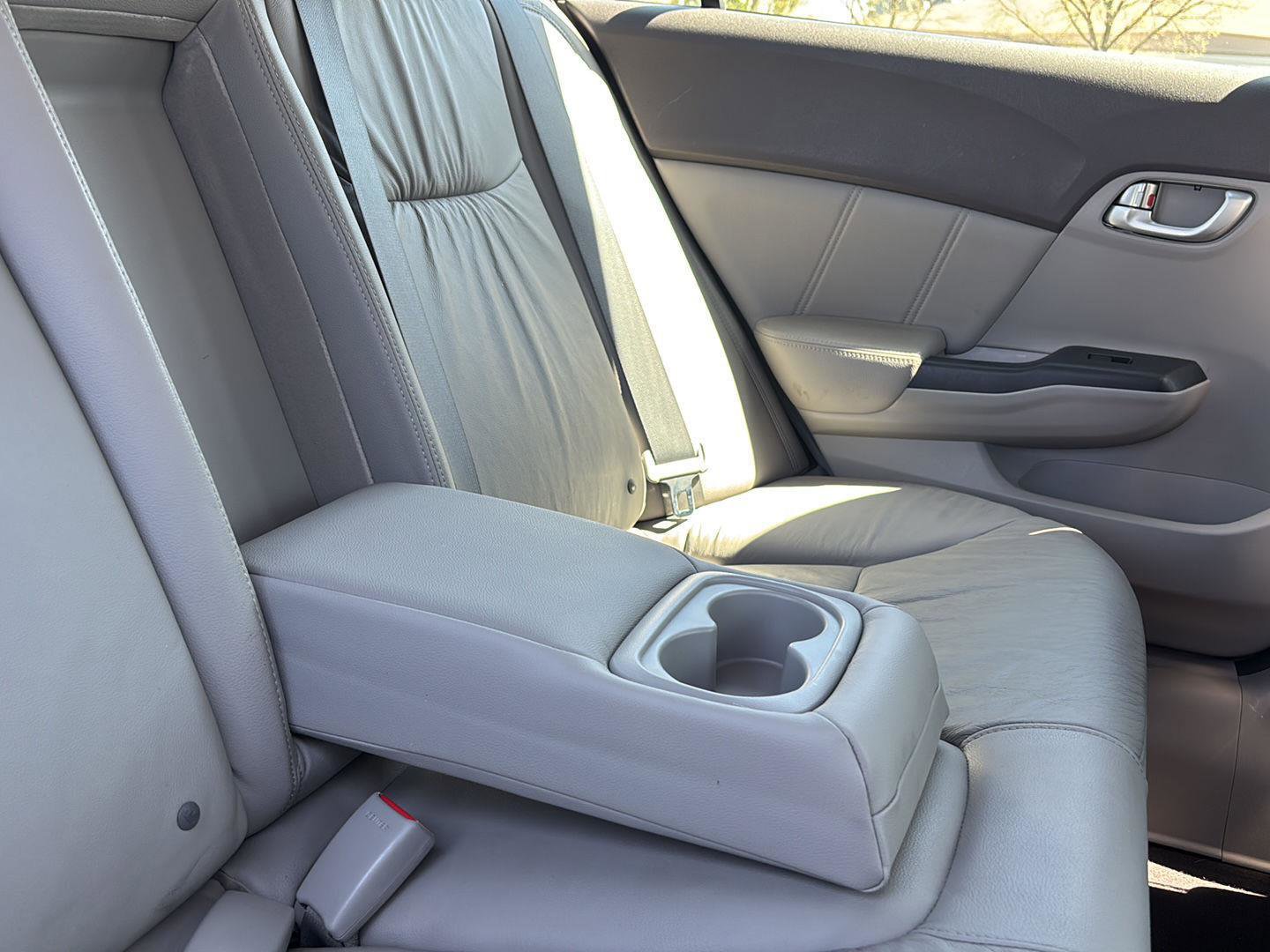 Used 2012 Honda Civic EX-L image 12