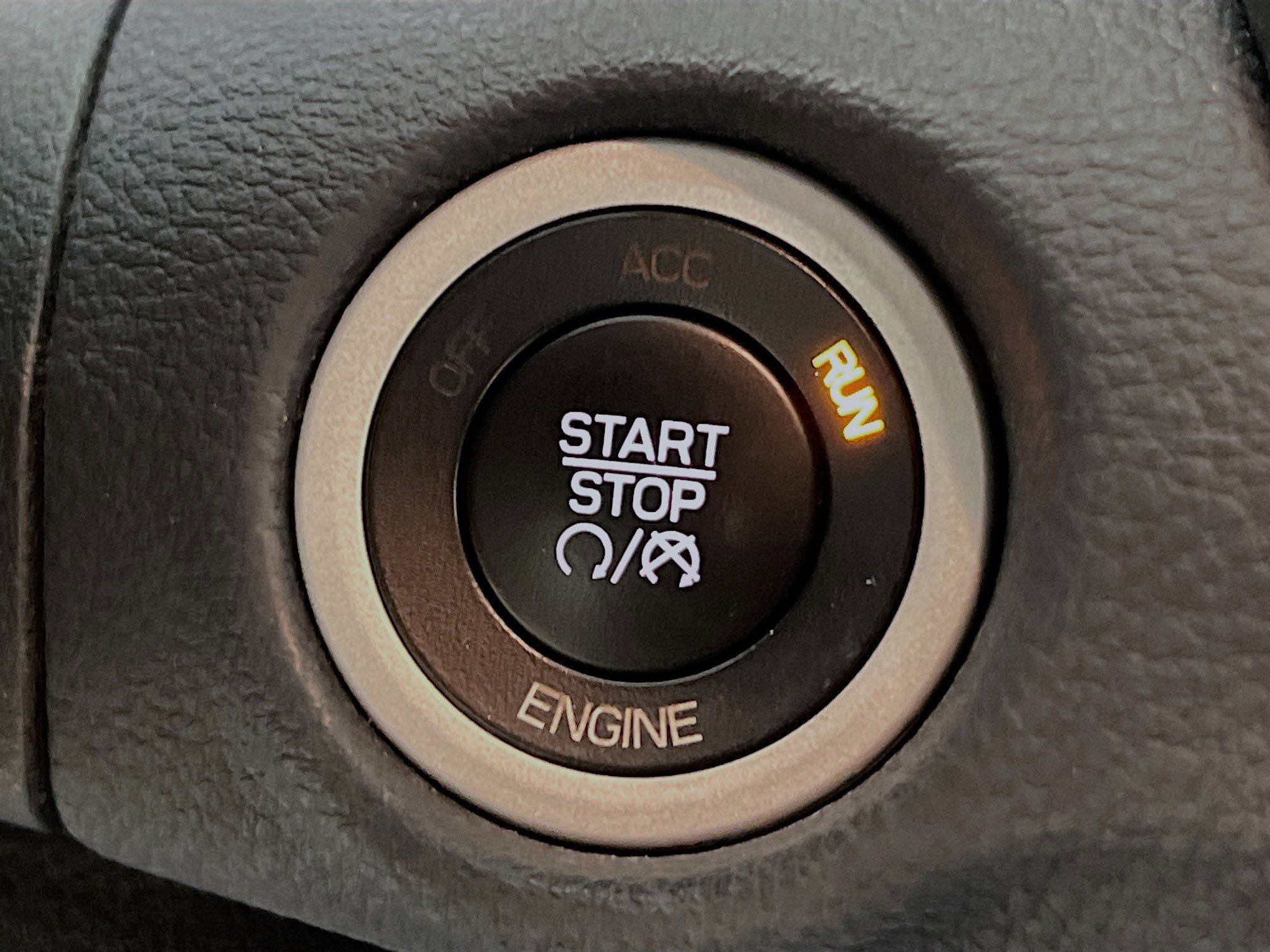 Used 2015 Chrysler 200 S w/ Navigation & Sound Group I FWD image 23