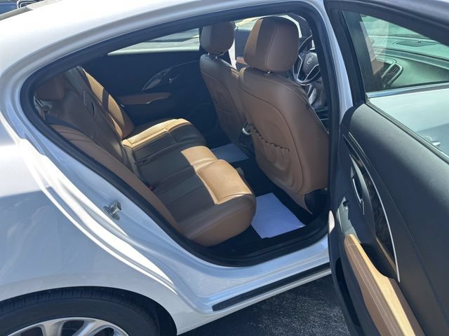 Used 2016 Buick LaCrosse Premium FWD image 18