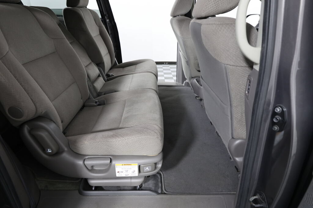 Used 2015 Honda Odyssey EX image 20