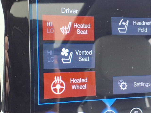 Used 2017 Chrysler Pacifica Limited w/ UConnect Theater Package image 21