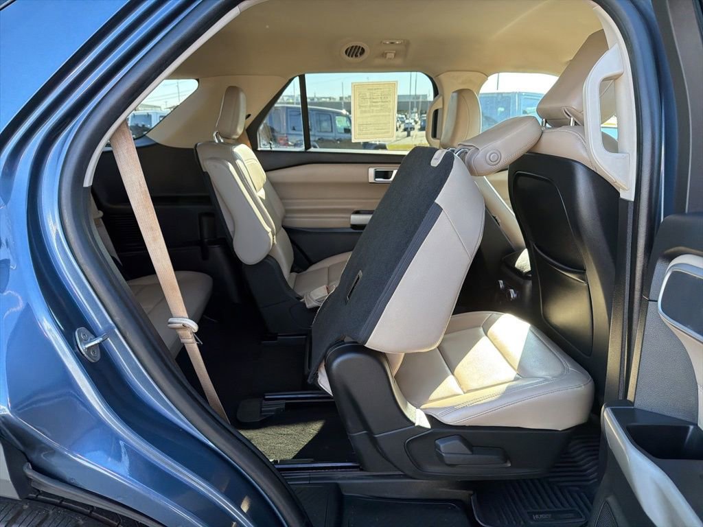Used 2020 Ford Explorer XLT w/ Equipment Group 202A image 19