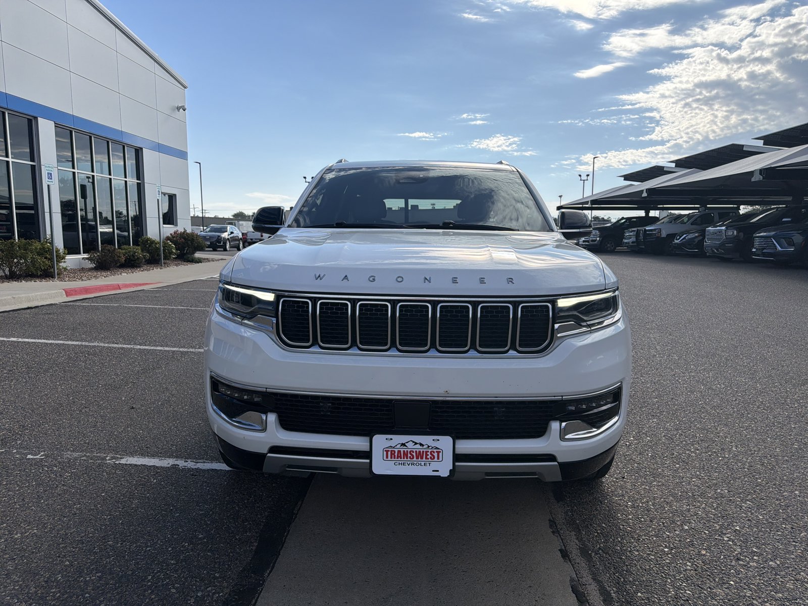 Used 2024 Jeep Wagoneer Series II AWD/4WD image 8
