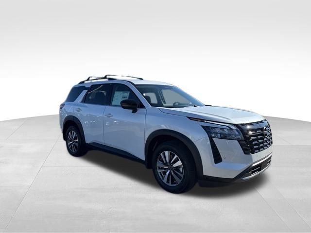 New 2026 Nissan Pathfinder SL image 5