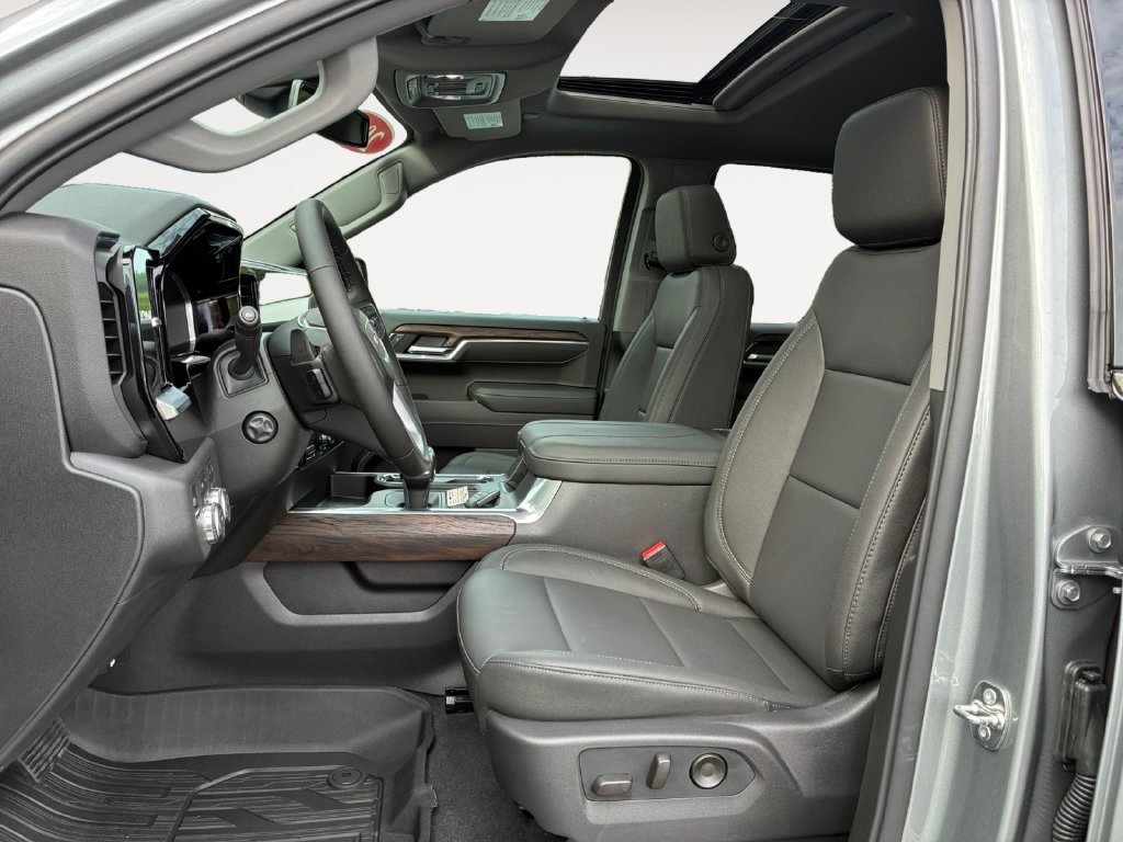 New 2026 GMC Sierra 1500 SLT w/ SLT Premium Package AWD/4WD image 9