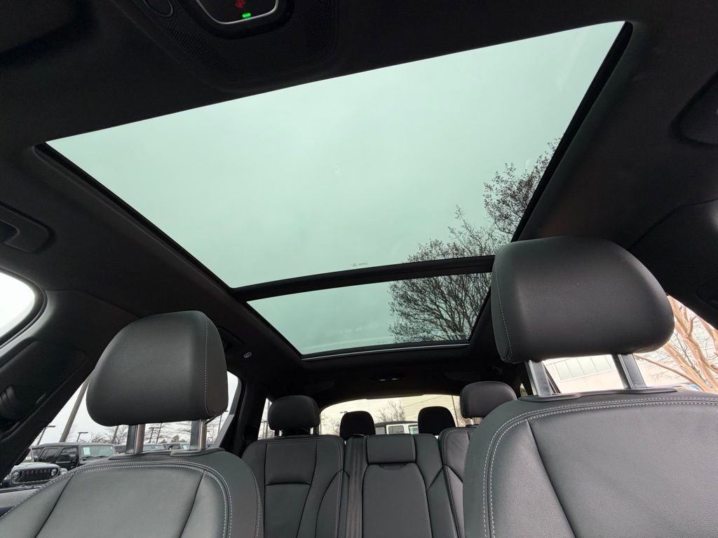 Used 2025 Audi Q7 3.0T Premium Plus image 33