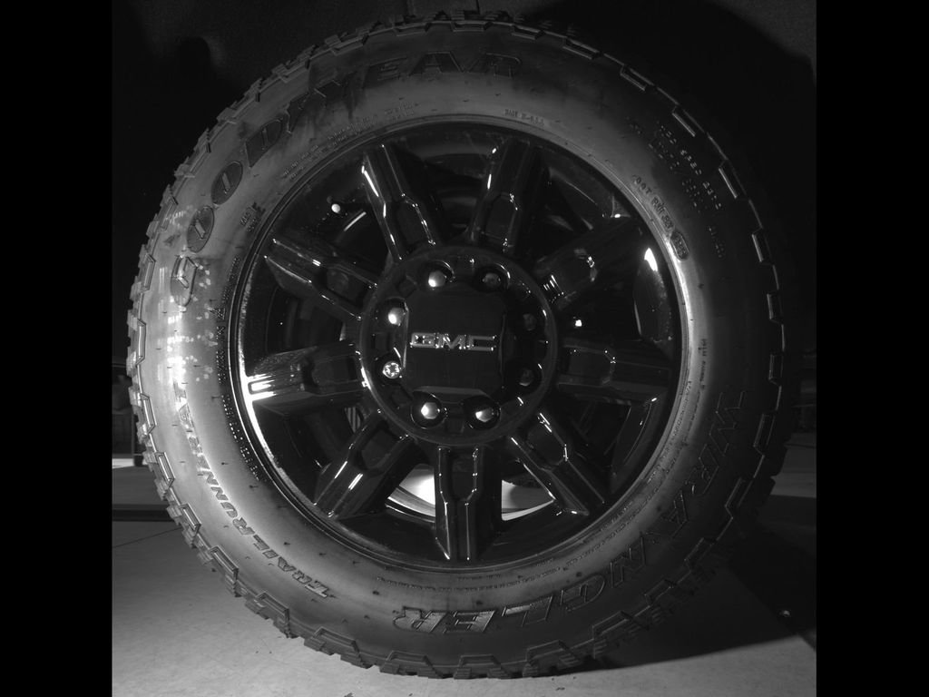 New 2026 GMC Sierra 2500 AT4 w/ AT4 Premium Plus Package AWD/4WD image 15
