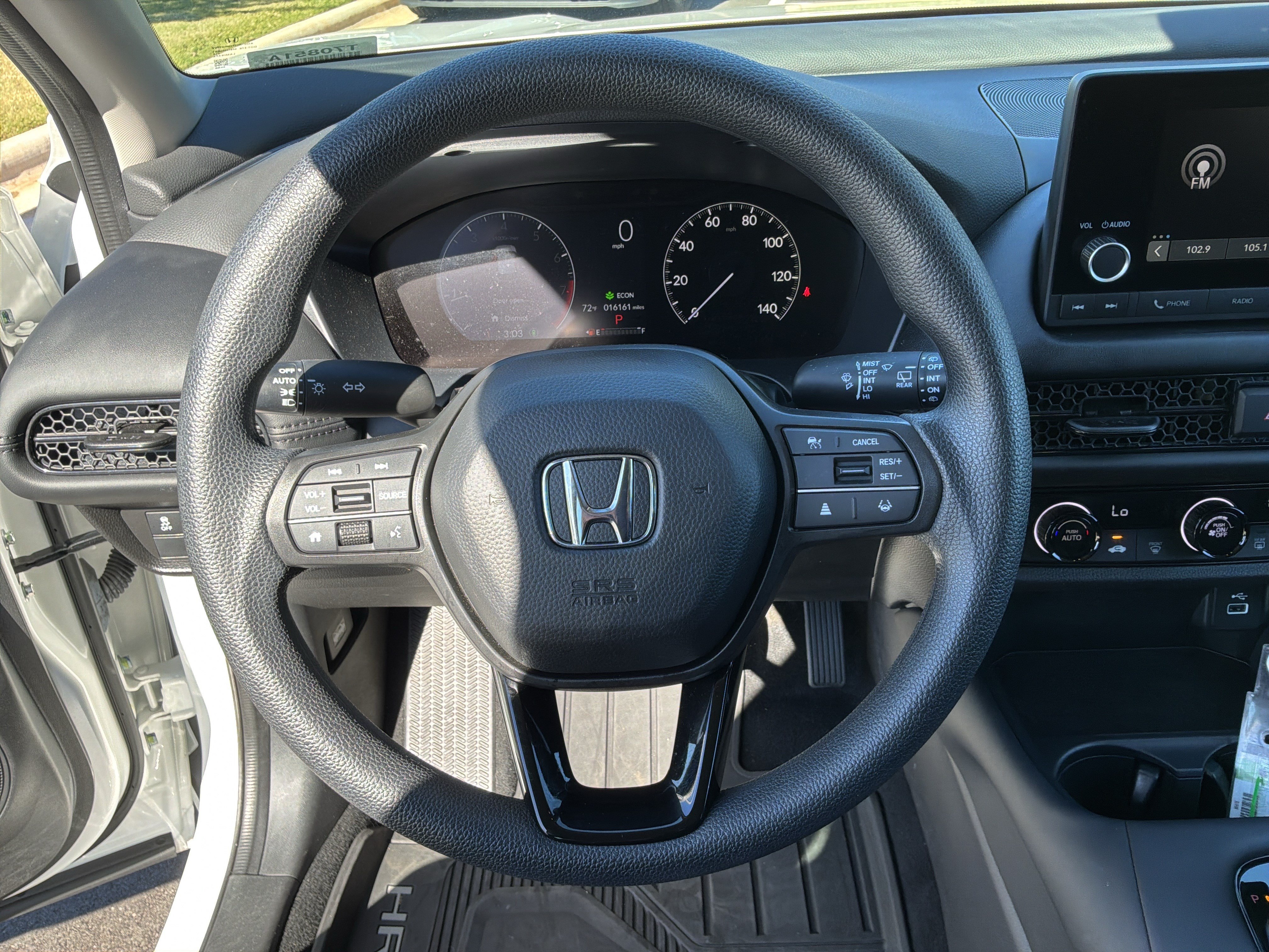 Used 2025 Honda HR-V LX image 18