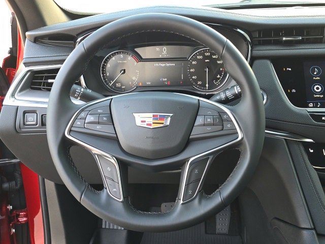 New 2025 Cadillac XT5 Luxury w/ LPO, Floor Liner Package image 22
