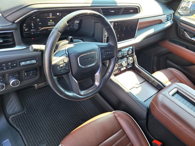 Used 2023 GMC Yukon XL Denali Ultimate image 16