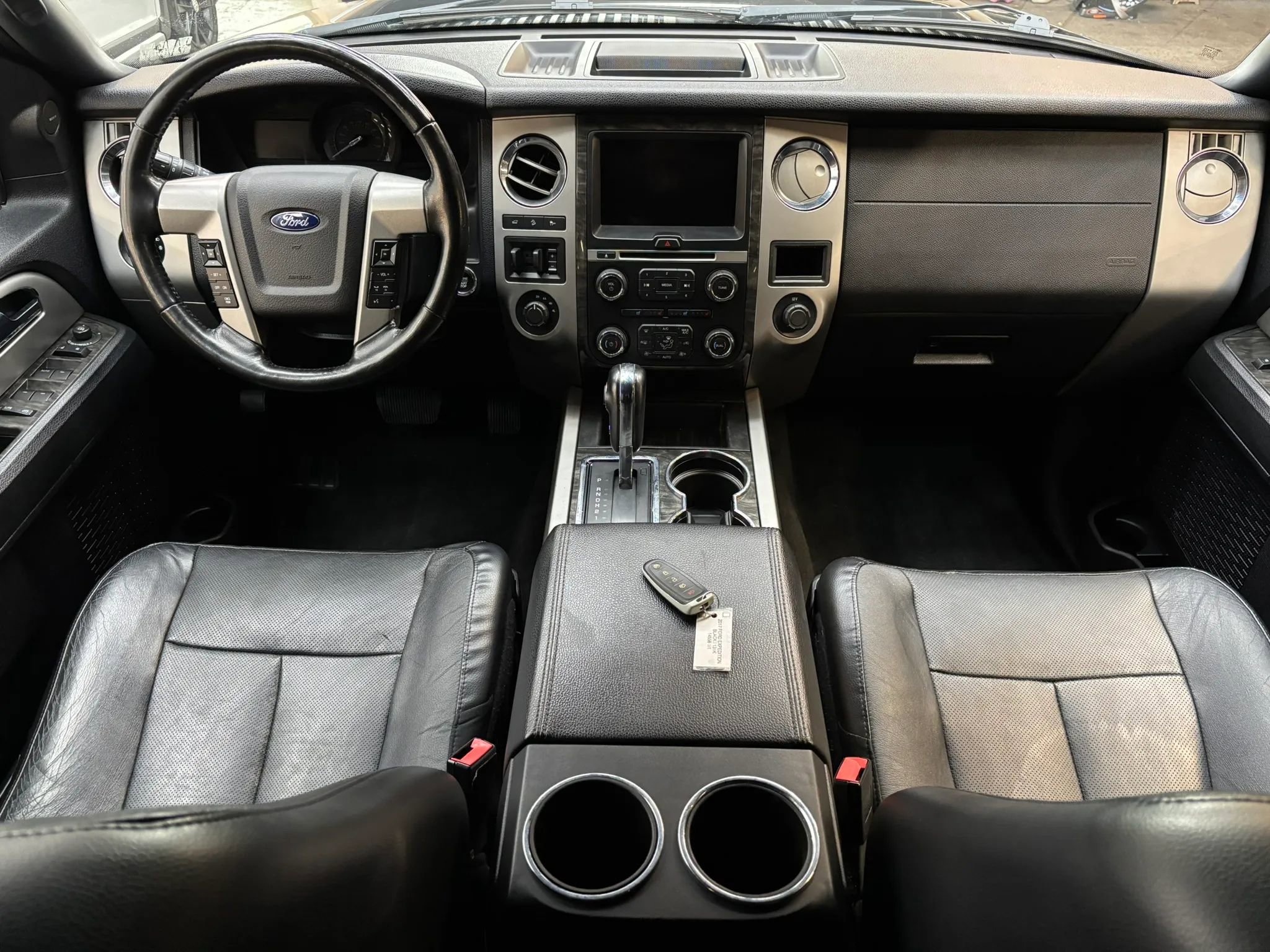 Used 2017 Ford Expedition EL Limited AWD/4WD image 12