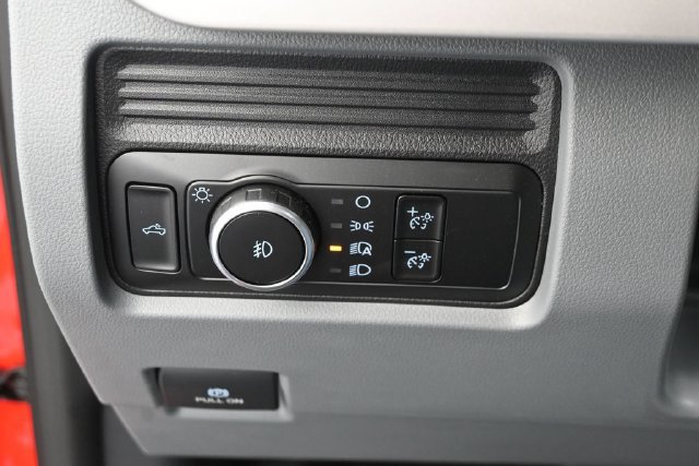Used 2026 Ford F250 XL w/ XL Chrome Package RWD image 14