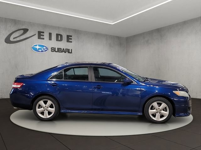 Used 2010 Toyota Camry SE FWD image 5