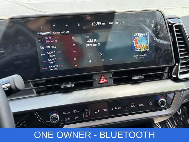 Used 2025 Kia Sportage EX image 3