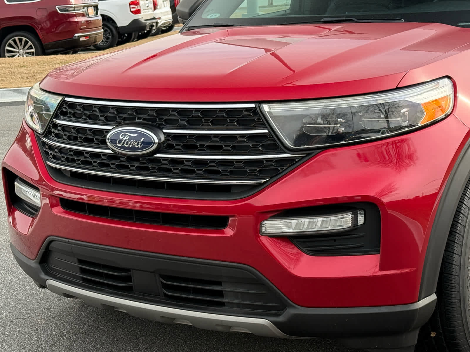 Used 2020 Ford Explorer XLT w/ Equipment Group 202A image 10