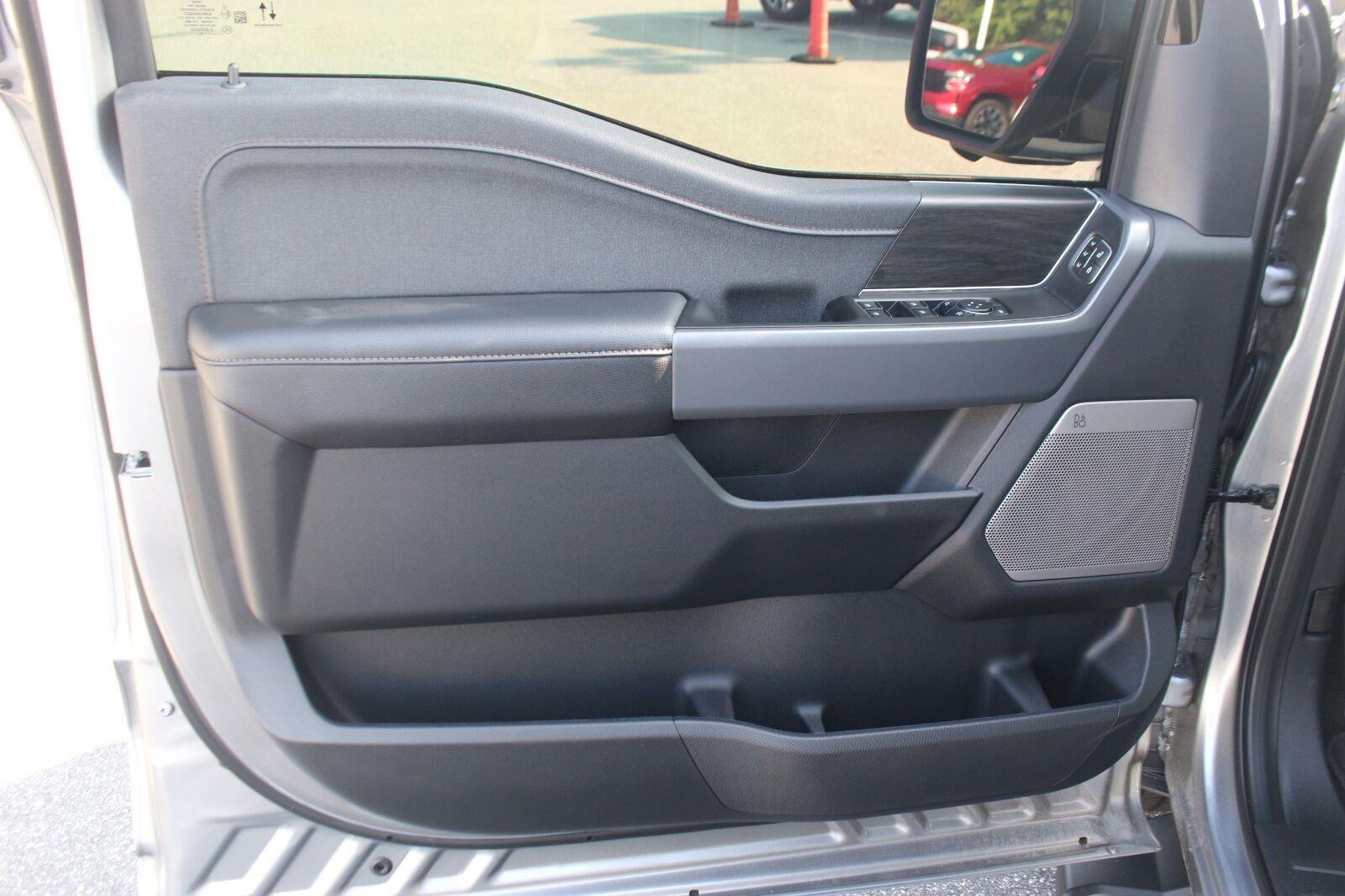 Used 2026 Ford F150 Lariat w/ Equipment Group 501A Mid AWD/4WD image 15