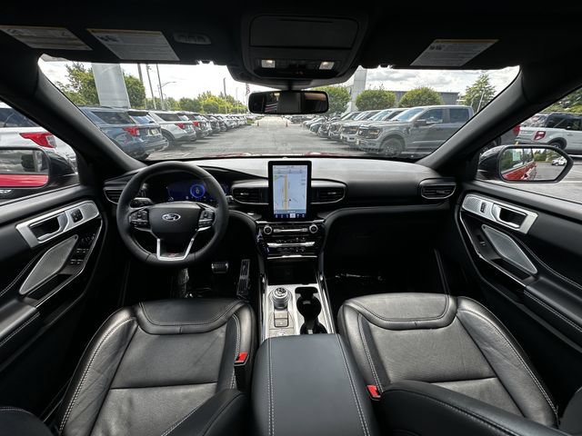 Certified 2023 Ford Explorer ST w/ Equipment Group 401A AWD/4WD image 3