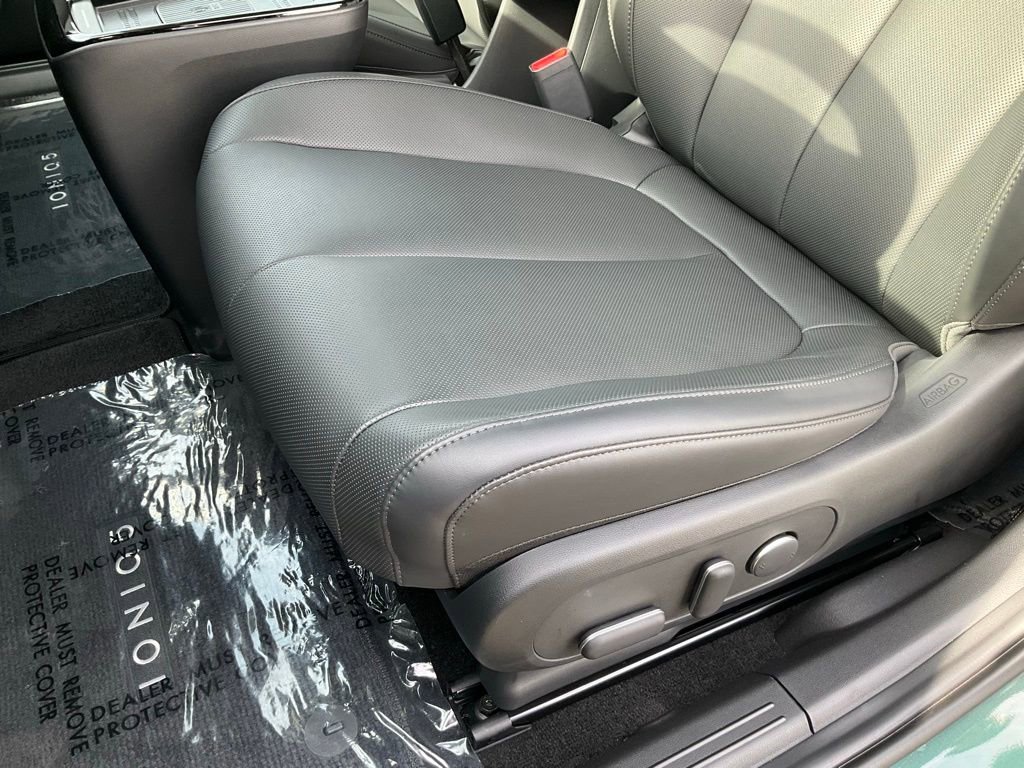 Used 2025 Hyundai Ioniq 5 SEL image 17