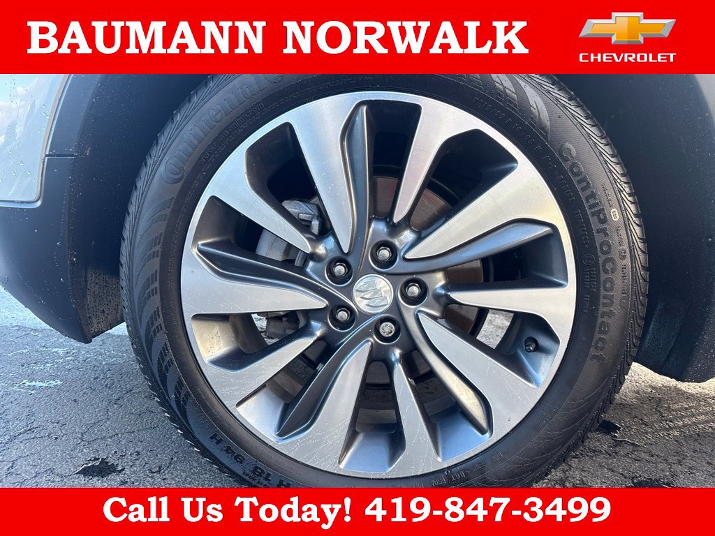 Used 2022 Buick Encore Preferred AWD/4WD image 9